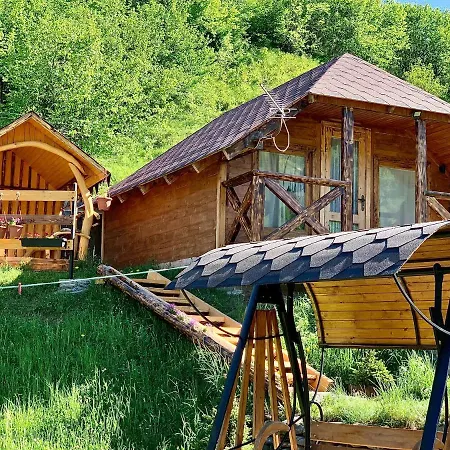 Vip-domyk Сasa de vacaciones Rakhiv